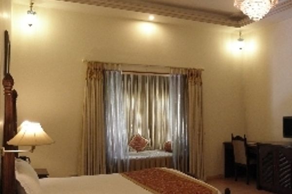 Hotel juSTa Rajputana (Udaipur)